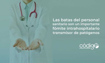 Las batas del personal sanitario son un importante fómite intrahospitalario transmisor de patógenos